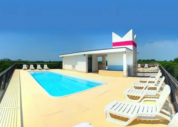 דירה Lido Dei Pini Modern Escape