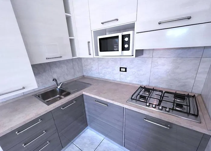 דירה Lido Dei Pini Modern Escape *