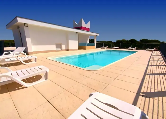 Lido Dei Pini Modern Escape *